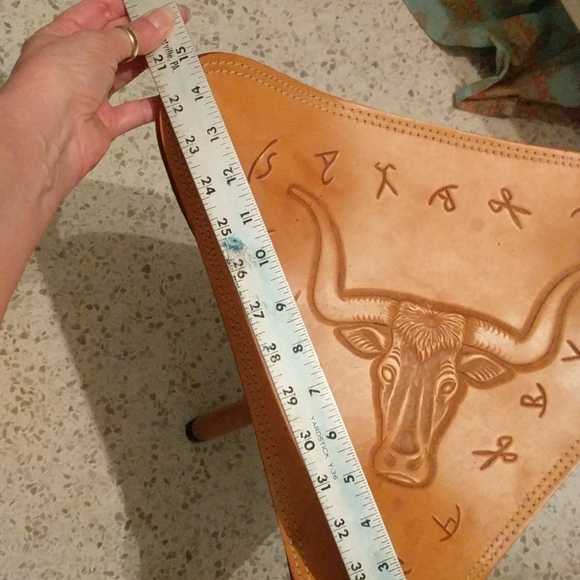 Super cool tooled leather tri-pod stool - Picture 3 of 4